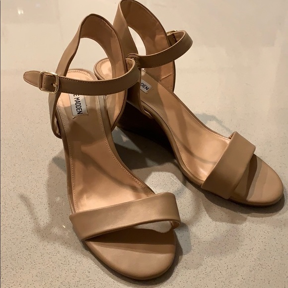Steve Madden Shoes - Steve Madden Wedge Sandals